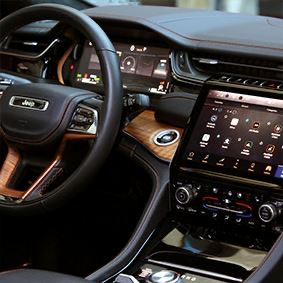 Jeep Grand Cherokee Cockpit